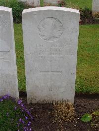 Etaples Military Cemetery - Gale, A E